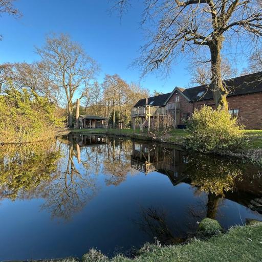 The Self Catered Loft at Chained Oak B&B, undefined