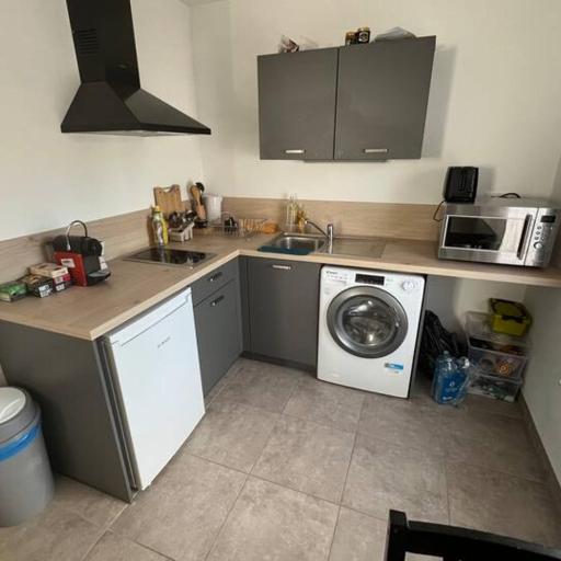 Appartement 2 pièce proche de la corniche, undefined