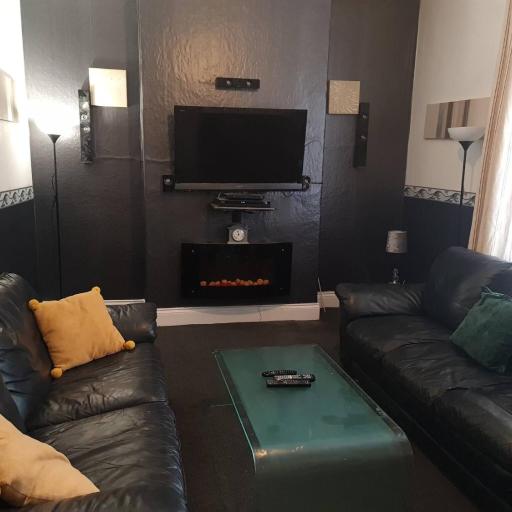 Stags Hens Contractors Longstay, undefined