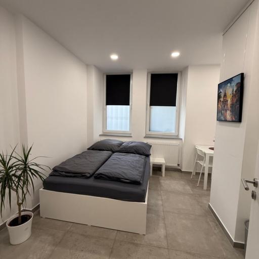 Schönes Zimmer-1 in Stuttgart-Mitte, undefined