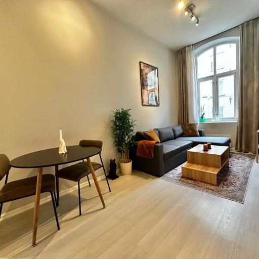 Super Central by Oslo S & Karl Johan, undefined