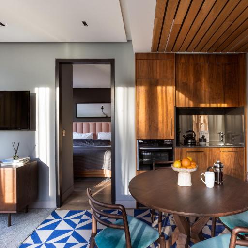 Native Bankside, undefined