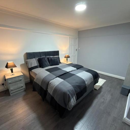 Kings Lodge, undefined