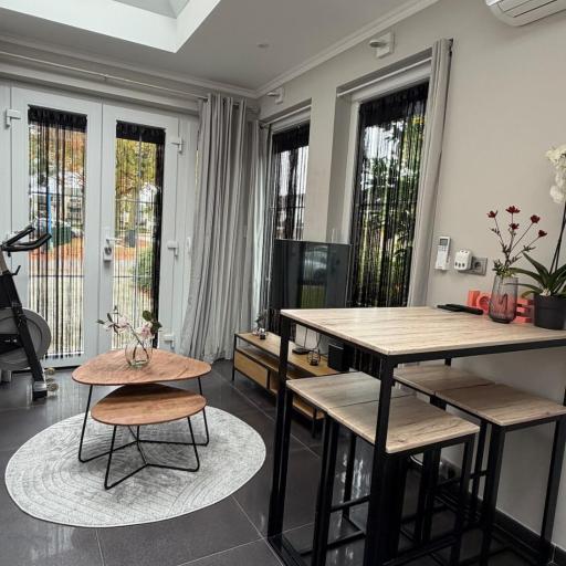 1-Bedroom Apartment near ASML & Airport, undefined