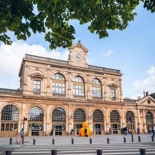 Appartement typique Gare Lille Flandre centre ville, undefined