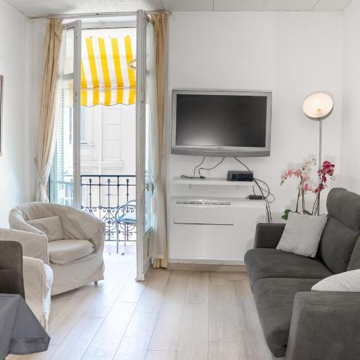 Central Cannes, 200m to Palais, walk everywhere, undefined