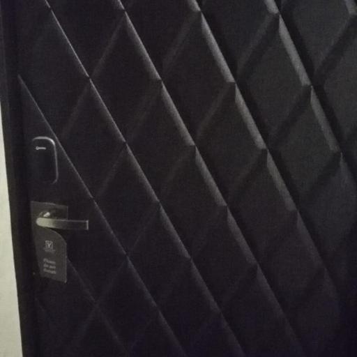 V by Viaggio, undefined