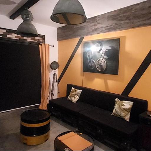 Boutique Factory Apartment by AR, undefined