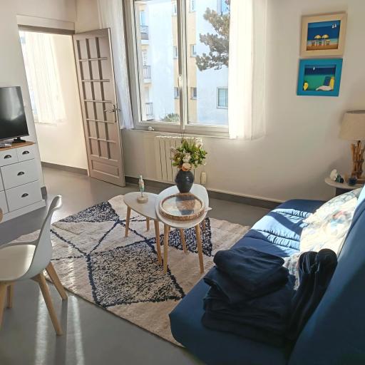 T2 a St Nazaire, 500 mètres de la plage, undefined