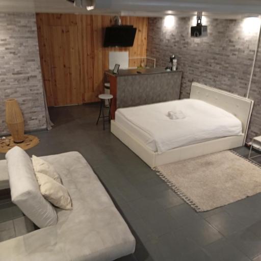 Le Loft, undefined