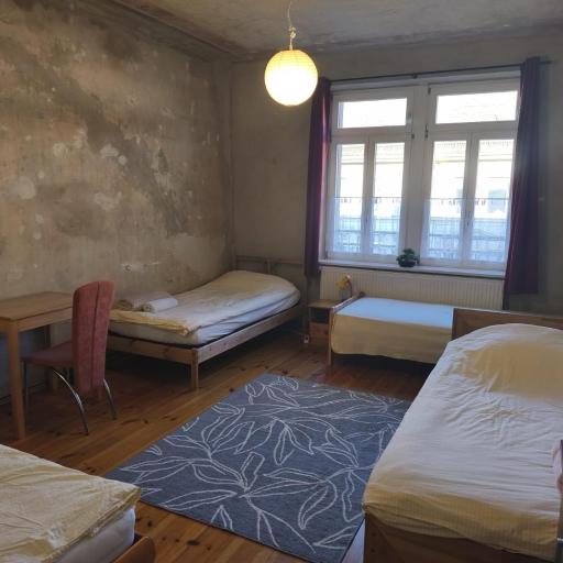 Grosses Privatzimmer mit Altbau-Charme, undefined