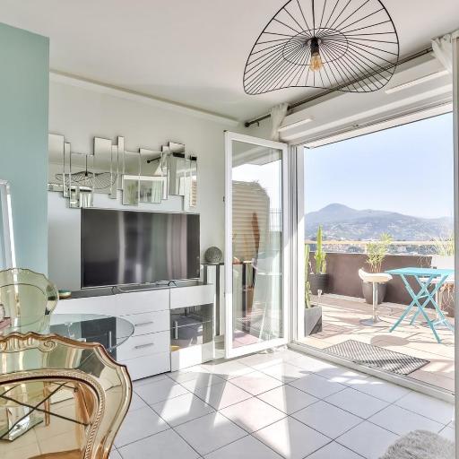 Heidi Braesch Apartment, undefined