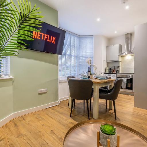 Cosy Corner at The Level - Stylish & Modern, undefined