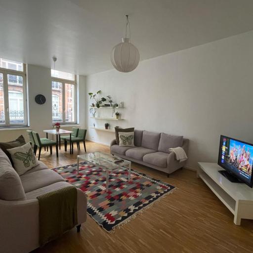 Central Hub, undefined