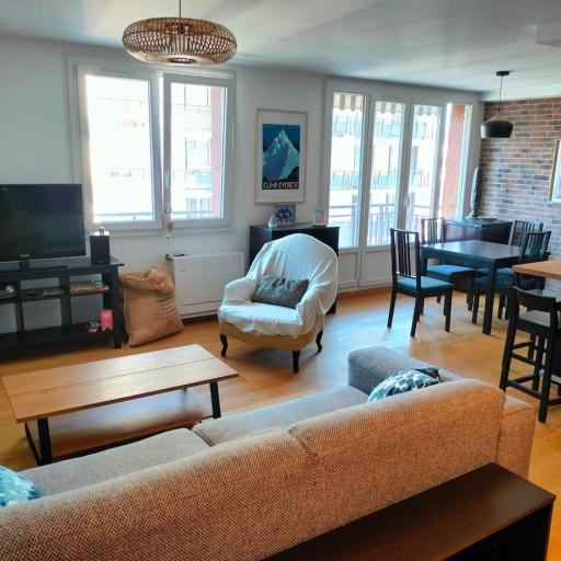 Très bel appartement cosy refait avec goût - Very nice and cozy apartment redone with taste!, undefined