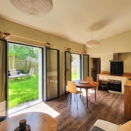 Maison plain-pied avec jardin, undefined