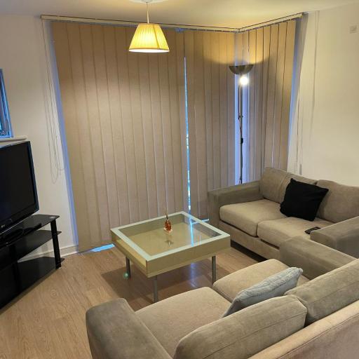 2 bedroom apartment near Wolverhampton train station, undefined