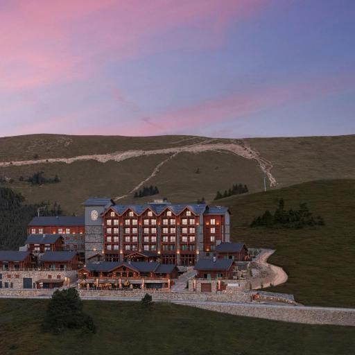 Ceylan Splend'or Uludag, Autograph Collection, undefined