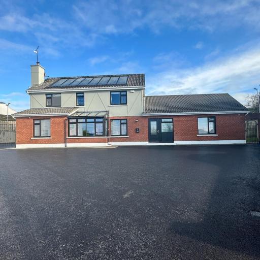 A large 7 bedroom house ideal for large gatherings, undefined