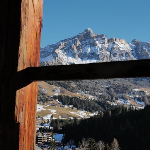 Luxury Chalet at the Foot of the Dolomites by the Castle, undefined