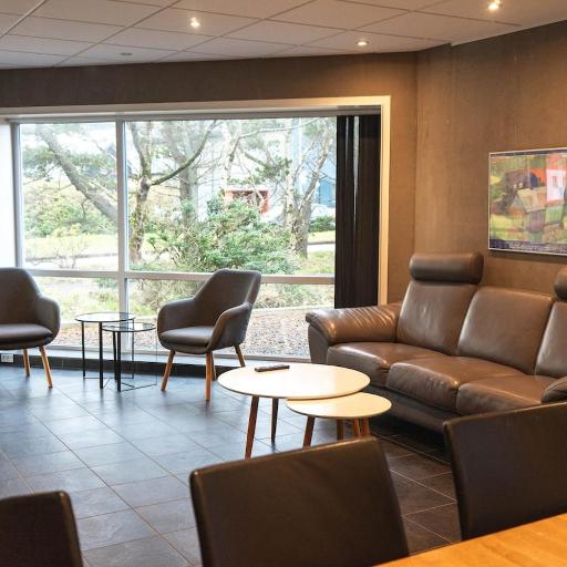 2 BR - 4 Guests - Spacious apartment in Tórshavn, undefined