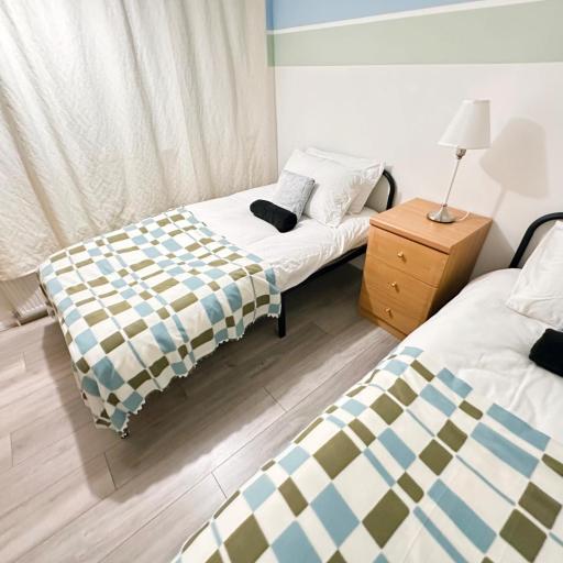 Luton Airport Accomodation, undefined