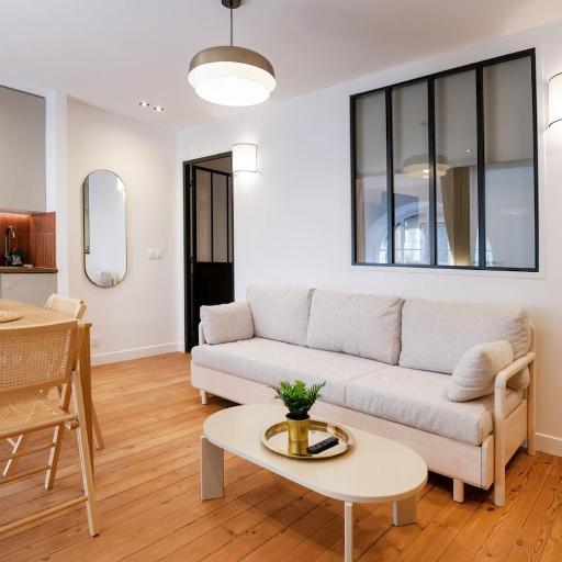 Sublime 2-bedroom apartment - Historical center, undefined