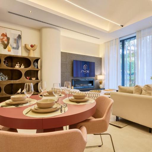 Snob Suite, undefined