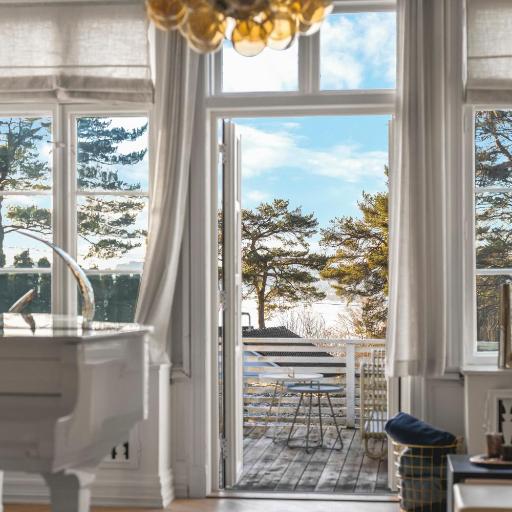 NEW Listing! Unique Villa in Bergen, undefined
