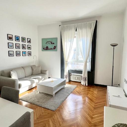 Bilocale di Design a 100m dalla Stazione Centrale, undefined