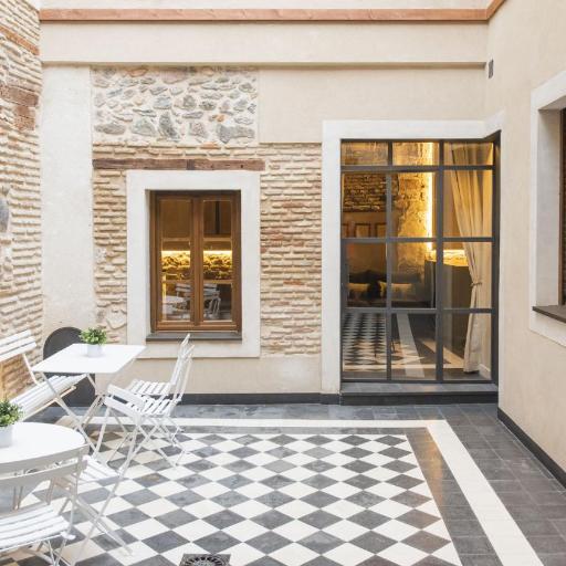 Virgen Blanca by Toledo AP, undefined