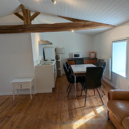 Etage Maison, undefined