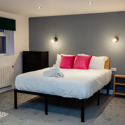 Stylish Studio with Parking in Doncaster, undefined