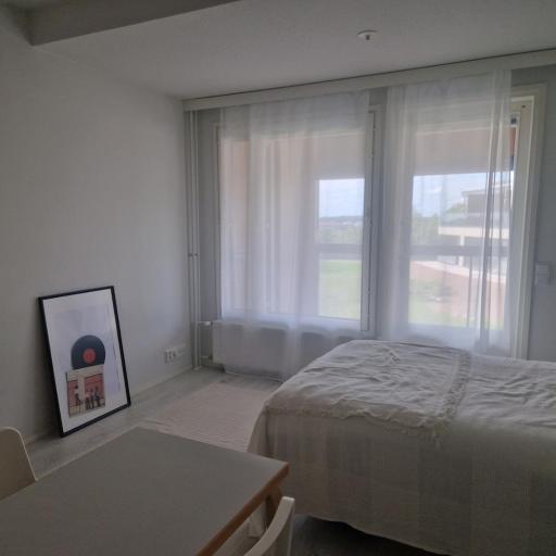 Charming hilltop studio near river & city centre, undefined