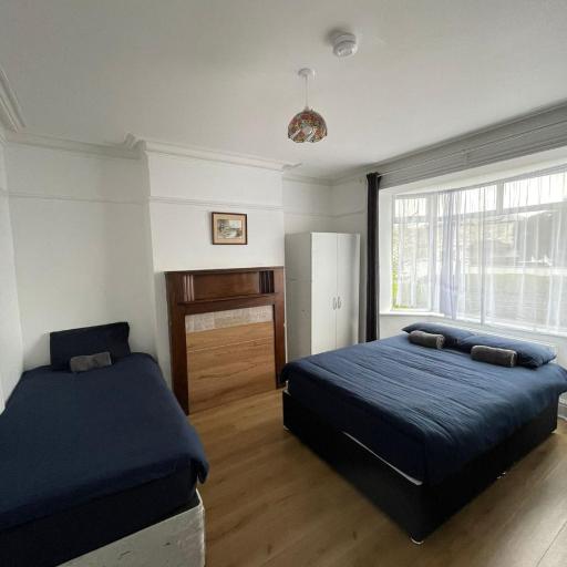 Comfort Triple Room near Airport - 1, undefined