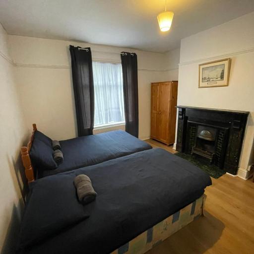 Comfort Triple Room near Airport - 2, undefined