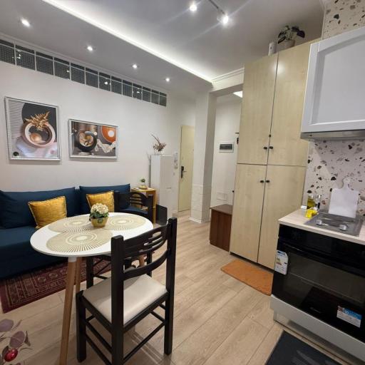 Myslym Shyri cozy lovely Central Orange Apt, undefined