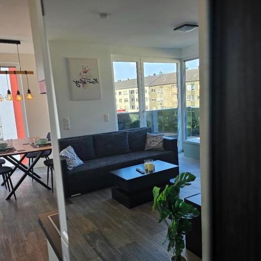 Apt near Rheinhafen mit Balkon und Parken -APOLONIAliving, undefined