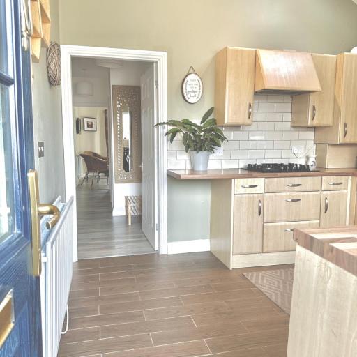 Newcastle Pet friendly 1 bed drive garden 10m city, undefined