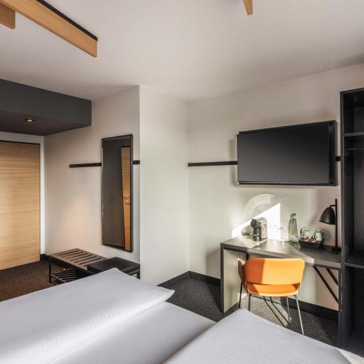B&B Hotel Düsseldorf-City, undefined