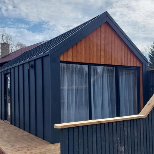 Trijų namelių uostas, undefined