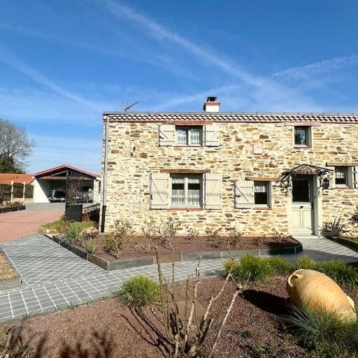 L'Ecurie du Cerisier, Maison de Charme, 6 personnes, undefined