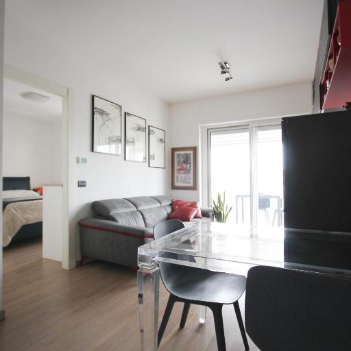 Loft Chic con Rooftop e parcheggio Privato a 2 minuti dalla metro A, undefined