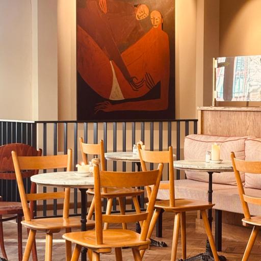 Metzlr House, undefined