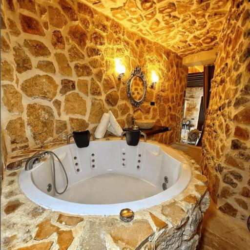 Dara antikhan konağı, undefined