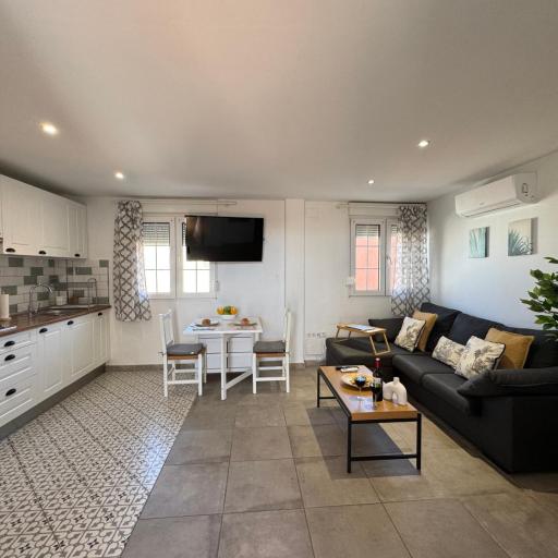 Proa Apartments by Stay Belonio, undefined