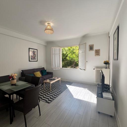 Large apartment for 4 people, undefined