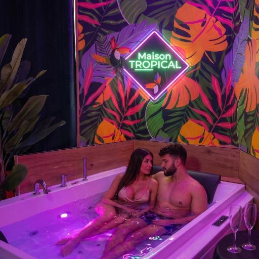 Suite Maison Tropical - Luxury Apartment con Jacuzzi - Bari Centro, undefined