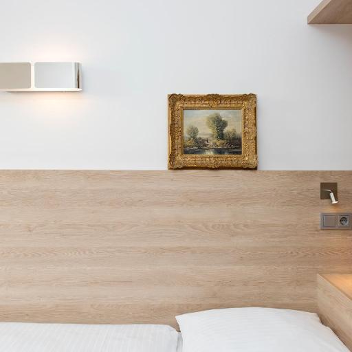 Hotel Amba, undefined