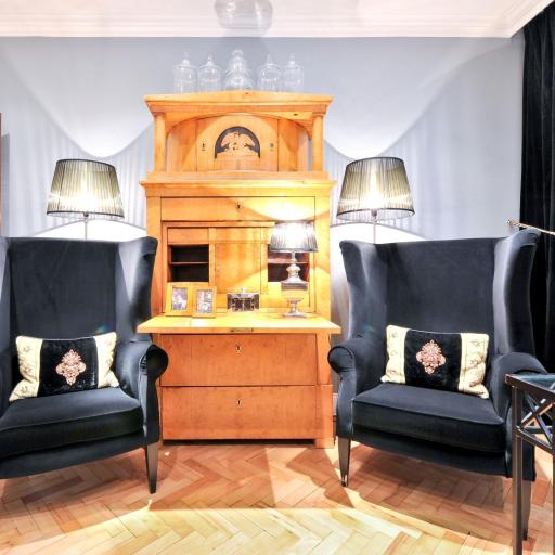 Hotel Sir & Lady Astor, undefined